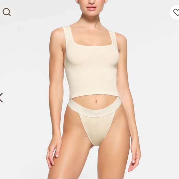 SKIMS Tops - Skims ribbed tank